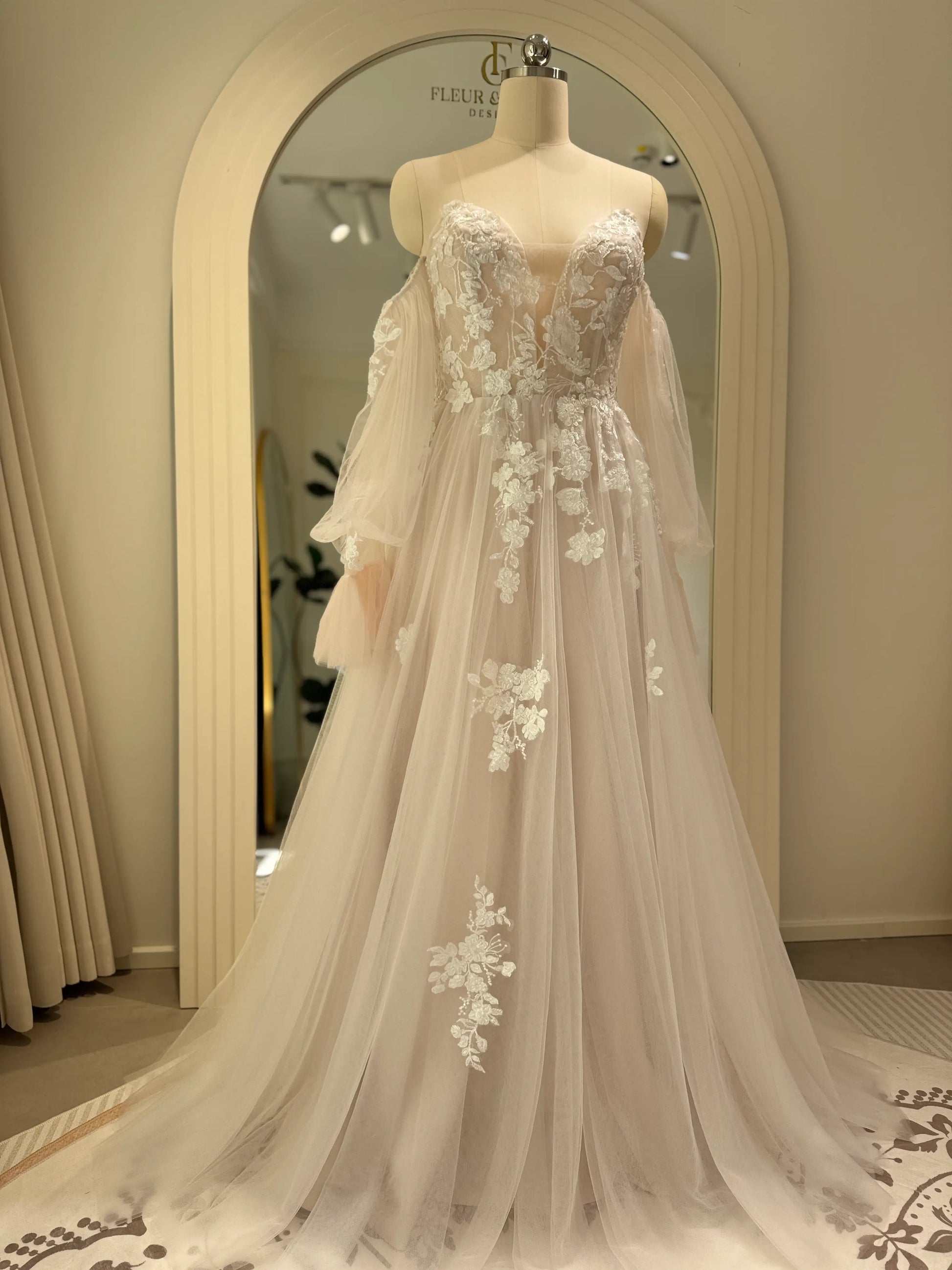 Aure Gown – Floral Embroidered Tulle Wedding Dress with Removable Sleeves CUSTOM COLORS / 8