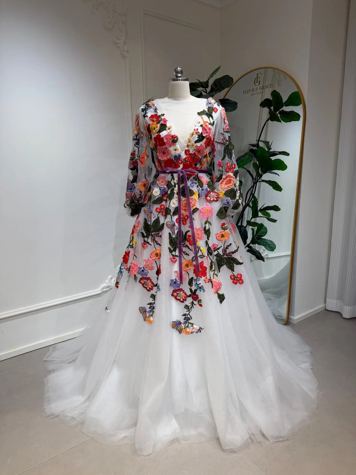 colorful embroidered wedding dress Suri White Bridesmaid Dresses | alluring criss Outdoor color:Light Beige/Black/Navy Blue
